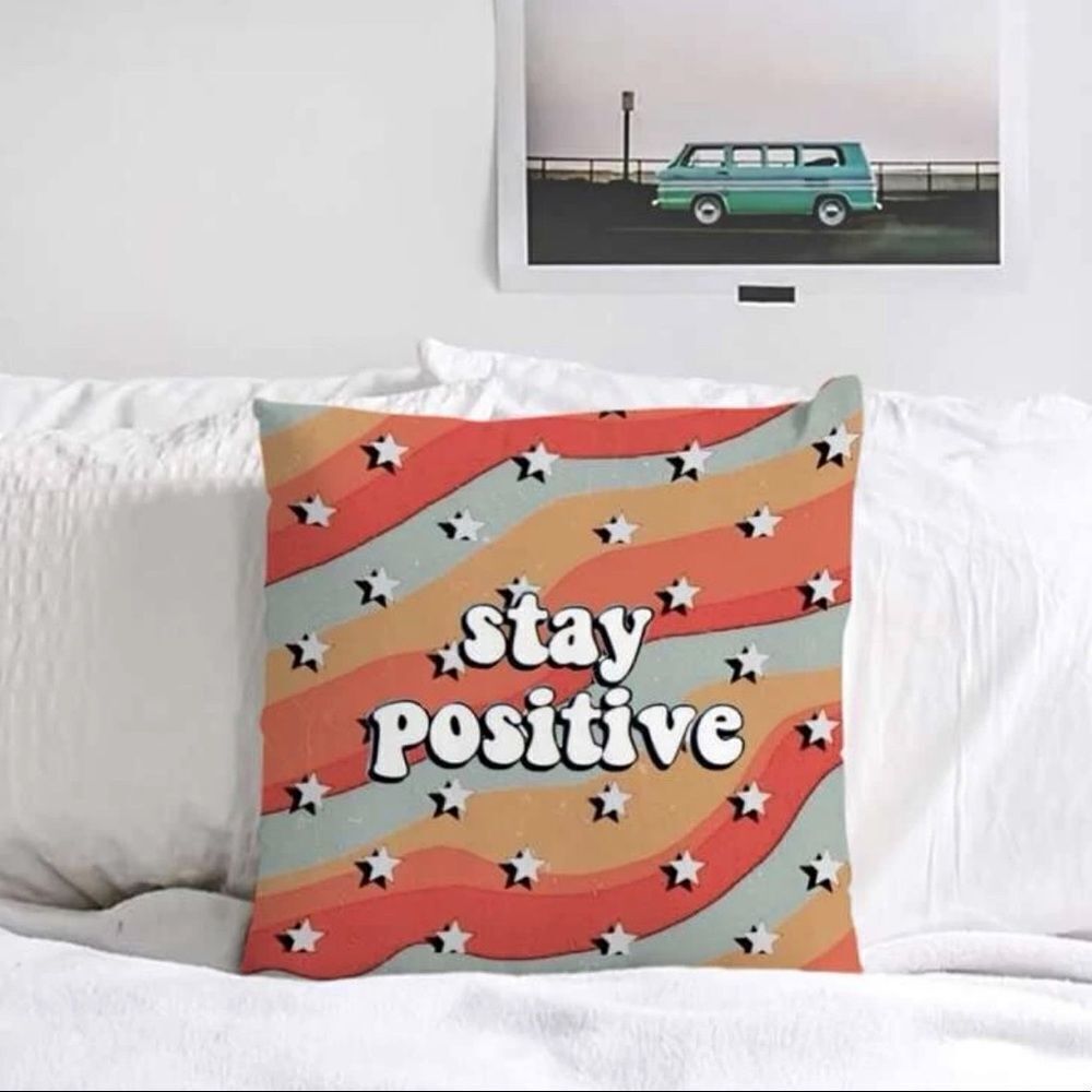 NEW! Urban Outfitters “Stay Positive” Retro Star Pillowcase - Picture 2 of 2